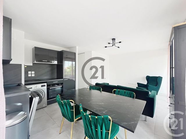 Appartement F3 à louer - 3 pièces - 57.19 m2 - LE MEE SUR SEINE - 77 - ILE-DE-FRANCE - Century 21 Cerim
