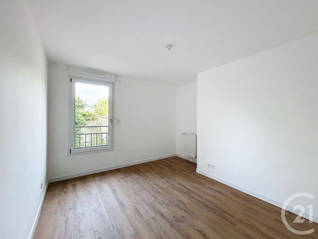 Appartement F2 à louer - 2 pièces - 40.25 m2 - DAMMARIE LES LYS - 77 - ILE-DE-FRANCE - Century 21 Cerim