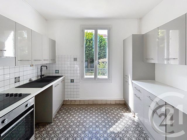 maison à vendre - 8 pièces - 173.4 m2 - DAMMARIE LES LYS - 77 - ILE-DE-FRANCE - Century 21 Cerim