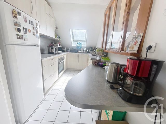 Appartement F3 à vendre - 3 pièces - 70.74 m2 - MELUN - 77 - ILE-DE-FRANCE - Century 21 Cerim