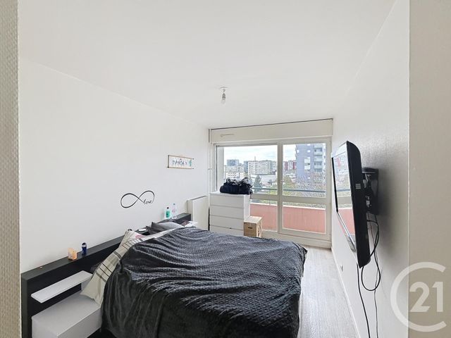 Appartement T3 à vendre - 3 pièces - 59.54 m2 - LE MEE SUR SEINE - 77 - ILE-DE-FRANCE - Century 21 Cerim