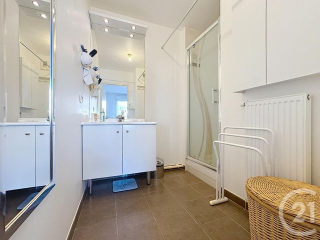 Appartement à vendre - 2 pièces - 41.49 m2 - DAMMARIE LES LYS - 77 - ILE-DE-FRANCE - Century 21 Cerim