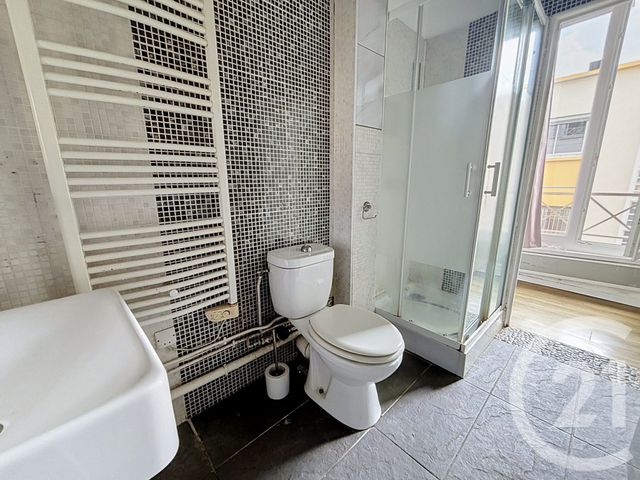 Appartement T1 à louer - 1 pièce - 25.1 m2 - MELUN - 77 - ILE-DE-FRANCE - Century 21 Cerim