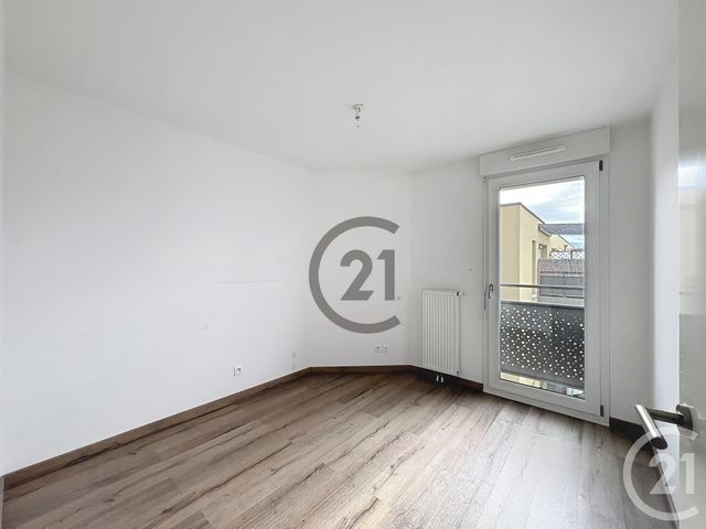 Appartement F4 à louer - 4 pièces - 69.3 m2 - MELUN - 77 - ILE-DE-FRANCE - Century 21 Cerim