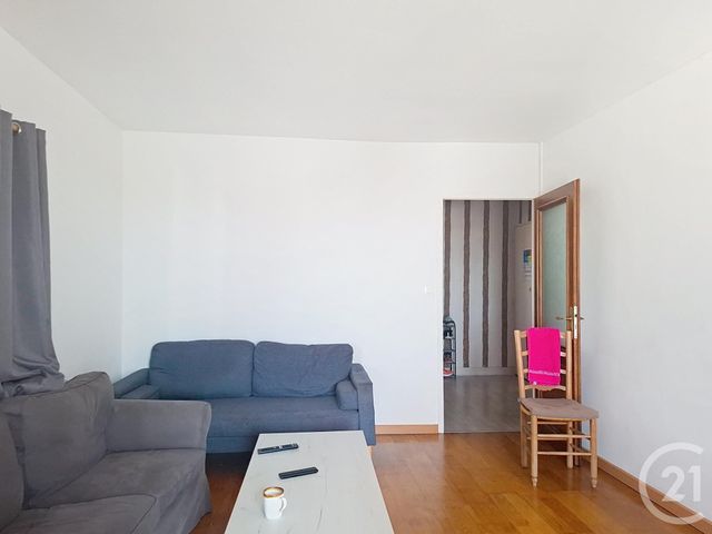 Appartement F4 à vendre - 4 pièces - 77.03 m2 - MELUN - 77 - ILE-DE-FRANCE - Century 21 Cerim