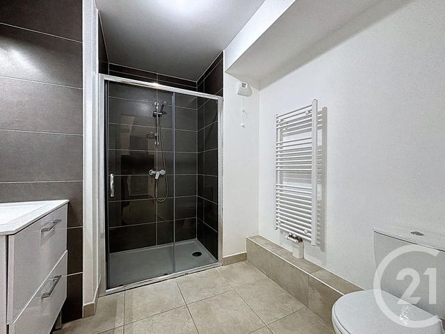 Appartement F2 à louer - 2 pièces - 37.85 m2 - LE MEE SUR SEINE - 77 - ILE-DE-FRANCE - Century 21 Cerim