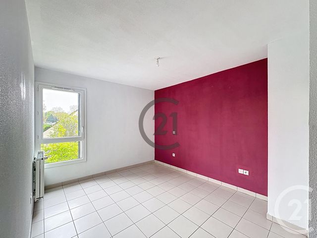 Appartement F3 à louer - 3 pièces - 63.0 m2 - DAMMARIE LES LYS - 77 - ILE-DE-FRANCE - Century 21 Cerim