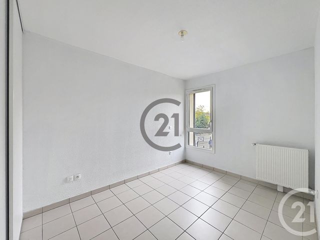 Appartement F3 à louer - 3 pièces - 63.0 m2 - DAMMARIE LES LYS - 77 - ILE-DE-FRANCE - Century 21 Cerim
