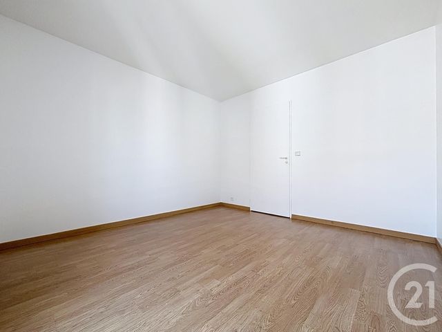 Appartement F3 à louer - 3 pièces - 72.72 m2 - MELUN - 77 - ILE-DE-FRANCE - Century 21 Cerim