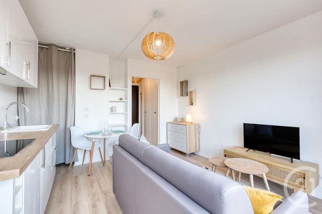 Appartement Studio à louer - 1 pièce - 20.0 m2 - MELUN - 77 - ILE-DE-FRANCE - Century 21 Cerim