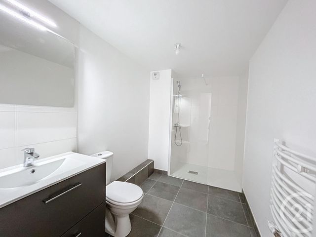 Appartement F2 à louer - 2 pièces - 41.5 m2 - DAMMARIE LES LYS - 77 - ILE-DE-FRANCE - Century 21 Cerim