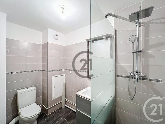 Appartement F1 à louer - 1 pièce - 28.58 m2 - LE MEE SUR SEINE - 77 - ILE-DE-FRANCE - Century 21 Cerim