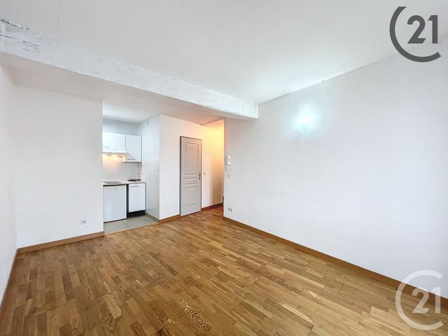 Appartement F2 à louer - 2 pièces - 36.8 m2 - MELUN - 77 - ILE-DE-FRANCE - Century 21 Cerim