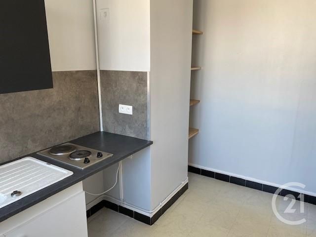 Appartement F1 à vendre - 1 pièce - 29.74 m2 - MELUN - 77 - ILE-DE-FRANCE - Century 21 Cerim