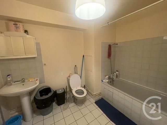 Appartement F1 à vendre - 1 pièce - 30.42 m2 - MELUN - 77 - ILE-DE-FRANCE - Century 21 Cerim