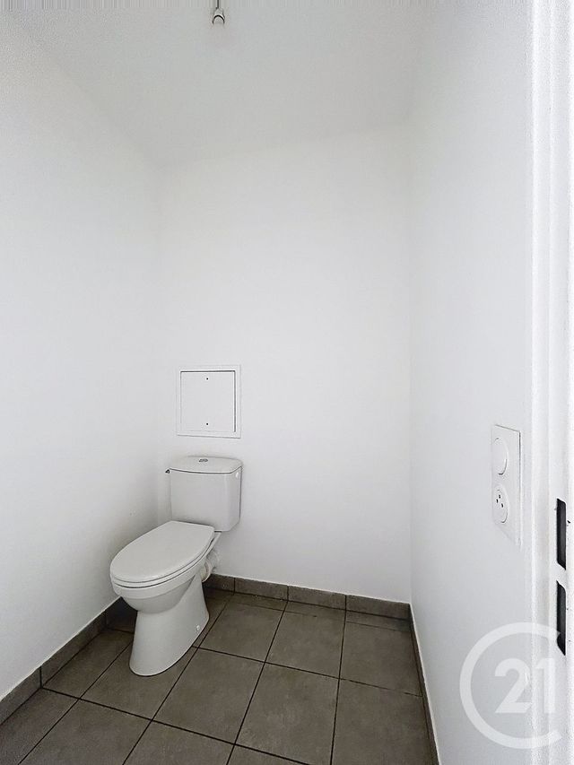 Appartement F3 à vendre - 3 pièces - 59.19 m2 - MELUN - 77 - ILE-DE-FRANCE - Century 21 Cerim