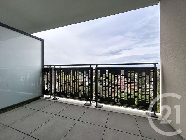 Appartement F3 à vendre - 3 pièces - 59.19 m2 - MELUN - 77 - ILE-DE-FRANCE - Century 21 Cerim