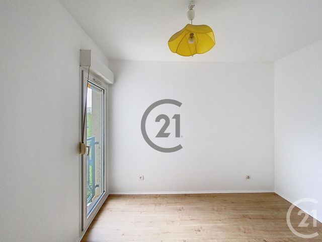 Appartement F3 à louer - 3 pièces - 64.6 m2 - MELUN - 77 - ILE-DE-FRANCE - Century 21 Cerim