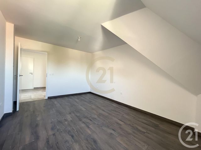 Appartement F3 à louer - 3 pièces - 66.05 m2 - DAMMARIE LES LYS - 77 - ILE-DE-FRANCE - Century 21 Cerim