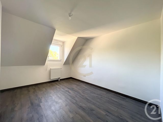 Appartement F3 à louer - 3 pièces - 66.05 m2 - DAMMARIE LES LYS - 77 - ILE-DE-FRANCE - Century 21 Cerim