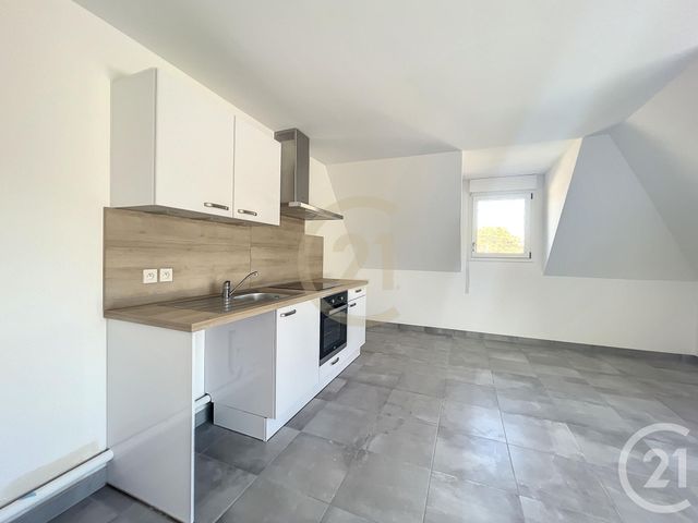 Appartement F3 à louer - 3 pièces - 66.05 m2 - DAMMARIE LES LYS - 77 - ILE-DE-FRANCE - Century 21 Cerim