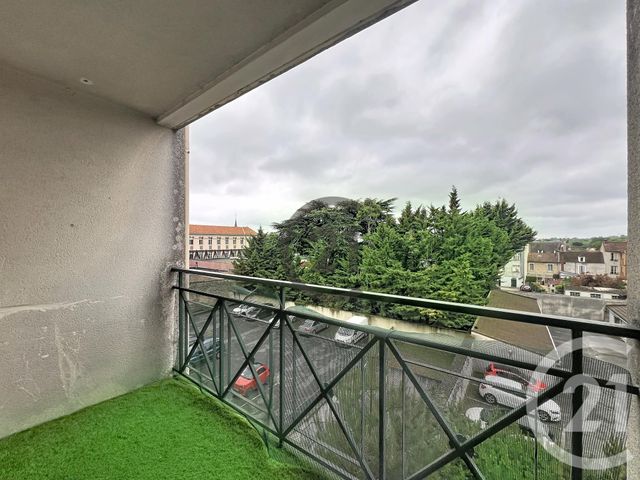 Appartement F3 à louer - 3 pièces - 61.38 m2 - MELUN - 77 - ILE-DE-FRANCE - Century 21 Cerim