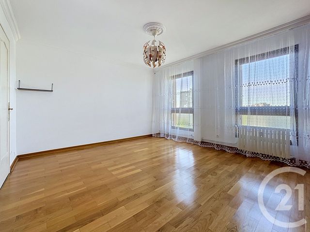 Appartement à louer - 3 pièces - 95.86 m2 - LE MEE SUR SEINE - 77 - ILE-DE-FRANCE - Century 21 Cerim