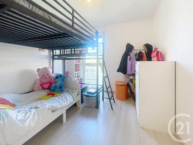 Appartement F3 à vendre - 3 pièces - 70.64 m2 - MELUN - 77 - ILE-DE-FRANCE - Century 21 Cerim