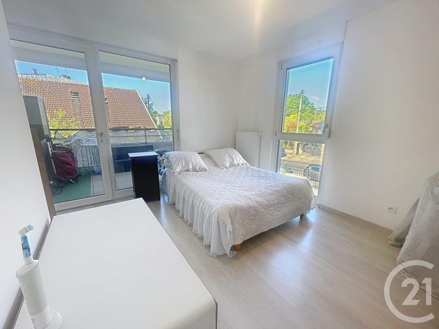 Appartement F3 à vendre - 3 pièces - 70.64 m2 - MELUN - 77 - ILE-DE-FRANCE - Century 21 Cerim