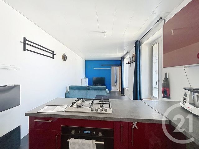 Appartement F2 à vendre - 2 pièces - 46.49 m2 - DAMMARIE LES LYS - 77 - ILE-DE-FRANCE - Century 21 Cerim