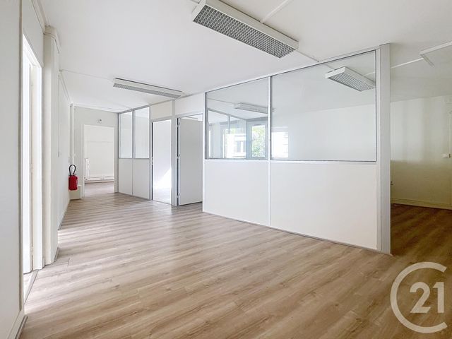 Appartement F4 à vendre - 5 pièces - 83.76 m2 - MELUN - 77 - ILE-DE-FRANCE - Century 21 Cerim