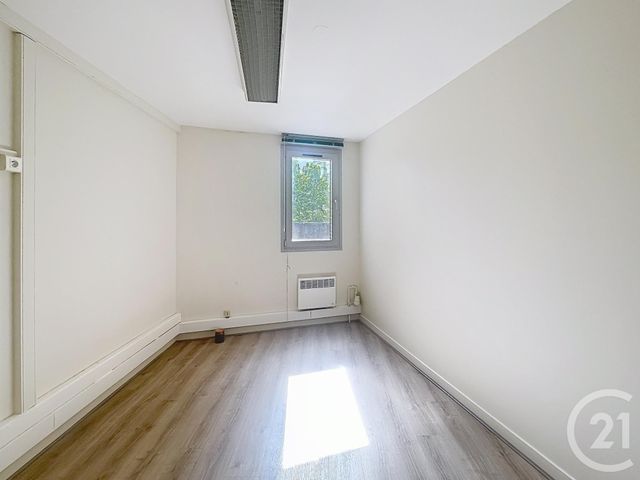 Appartement F4 à vendre - 5 pièces - 83.76 m2 - MELUN - 77 - ILE-DE-FRANCE - Century 21 Cerim