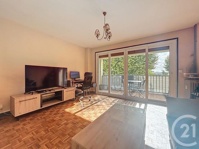 Appartement F3 à vendre - 3 pièces - 59.85 m2 - MELUN - 77 - ILE-DE-FRANCE - Century 21 Cerim