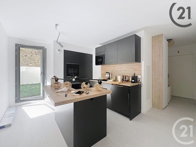 Appartement F4 à louer - 4 pièces - 83.6 m2 - MELUN - 77 - ILE-DE-FRANCE - Century 21 Cerim