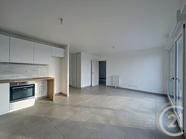 Appartement F3 à louer - 3 pièces - 60.85 m2 - RUBELLES - 77 - ILE-DE-FRANCE - Century 21 Cerim