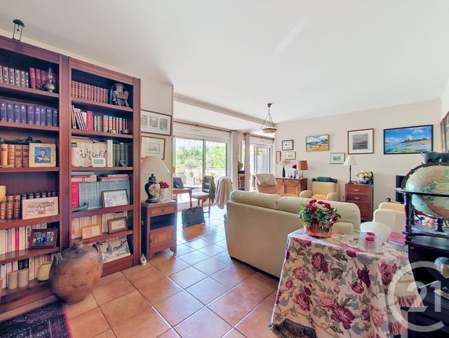 Appartement F6 à vendre - 6 pièces - 133.35 m2 - MELUN - 77 - ILE-DE-FRANCE - Century 21 Cerim