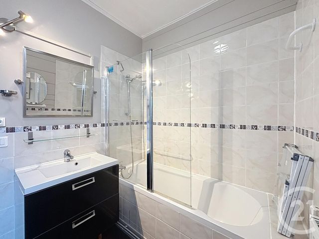 Appartement F2 à louer - 2 pièces - 43.11 m2 - MELUN - 77 - ILE-DE-FRANCE - Century 21 Cerim