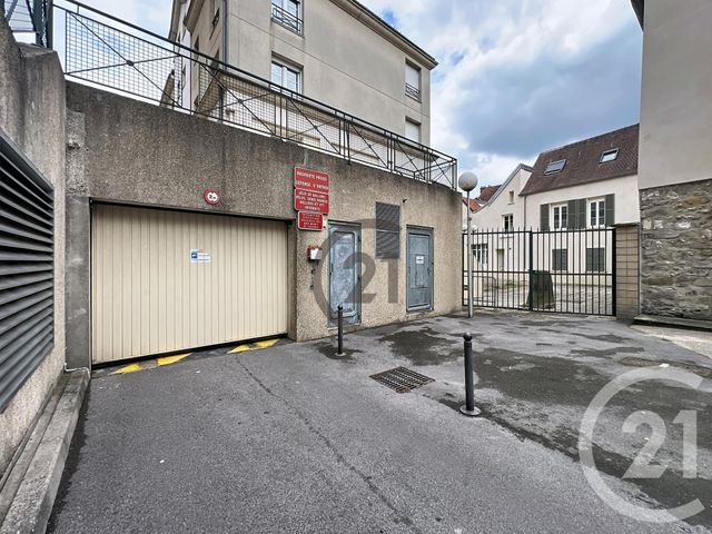 parking à louer - 11.0 m2 - MELUN - 77 - ILE-DE-FRANCE - Century 21 Cerim