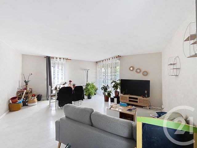 Appartement F4 à louer - 4 pièces - 73.45 m2 - LIEUSAINT - 77 - ILE-DE-FRANCE - Century 21 Cerim