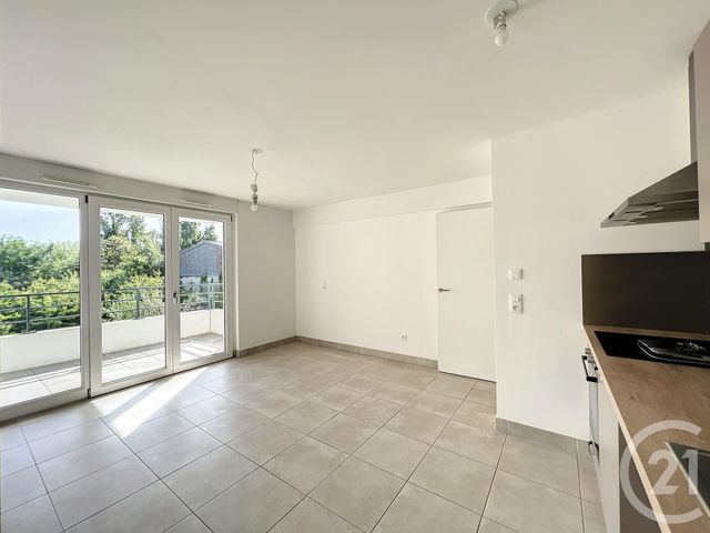Appartement F2 à louer - 2 pièces - 41.55 m2 - MELUN - 77 - ILE-DE-FRANCE - Century 21 Cerim