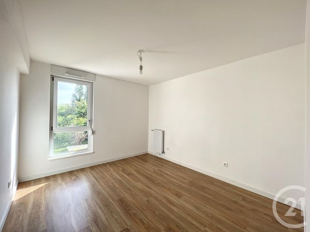 Appartement F2 à louer - 2 pièces - 41.55 m2 - MELUN - 77 - ILE-DE-FRANCE - Century 21 Cerim