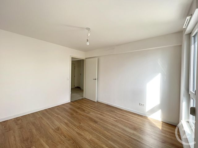 Appartement F2 à louer - 2 pièces - 41.55 m2 - MELUN - 77 - ILE-DE-FRANCE - Century 21 Cerim