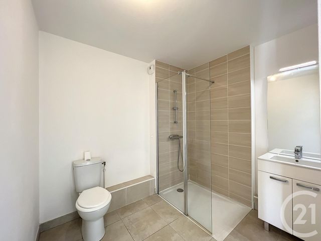 Appartement F2 à louer - 2 pièces - 41.55 m2 - MELUN - 77 - ILE-DE-FRANCE - Century 21 Cerim