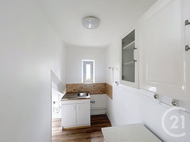 Appartement F1 à vendre - 1 pièce - 27.21 m2 - MELUN - 77 - ILE-DE-FRANCE - Century 21 Cerim