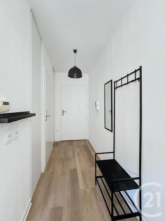 Appartement T1 à louer - 1 pièce - 25.94 m2 - DAMMARIE LES LYS - 77 - ILE-DE-FRANCE - Century 21 Cerim