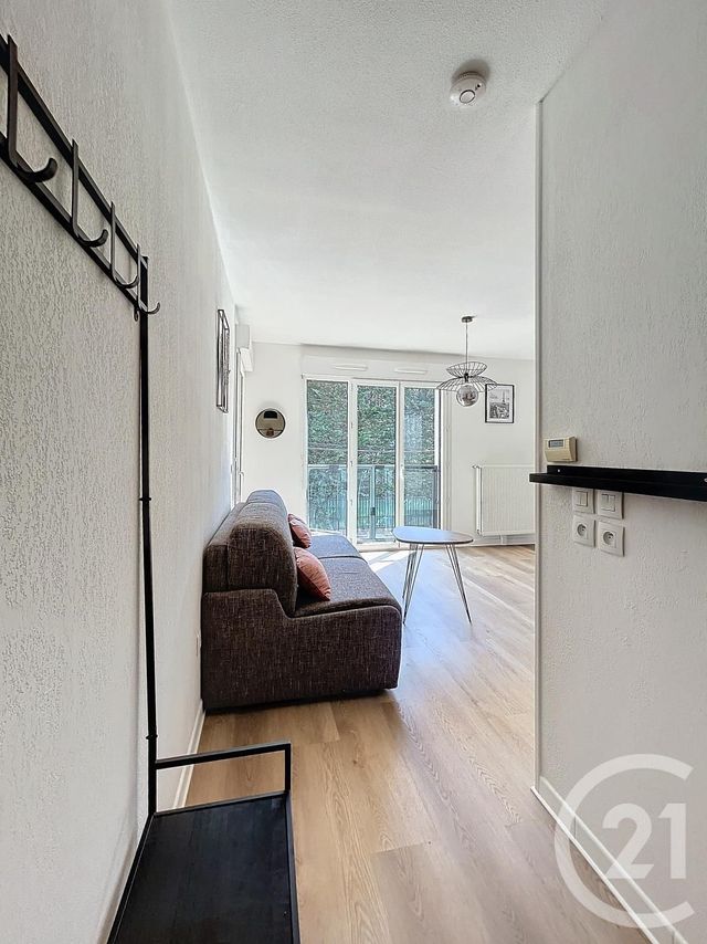 Appartement T1 à louer - 1 pièce - 25.94 m2 - DAMMARIE LES LYS - 77 - ILE-DE-FRANCE - Century 21 Cerim