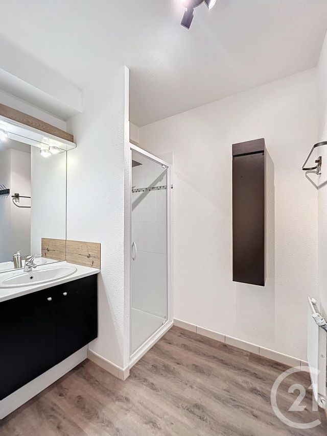 Appartement T1 à louer - 1 pièce - 25.94 m2 - DAMMARIE LES LYS - 77 - ILE-DE-FRANCE - Century 21 Cerim