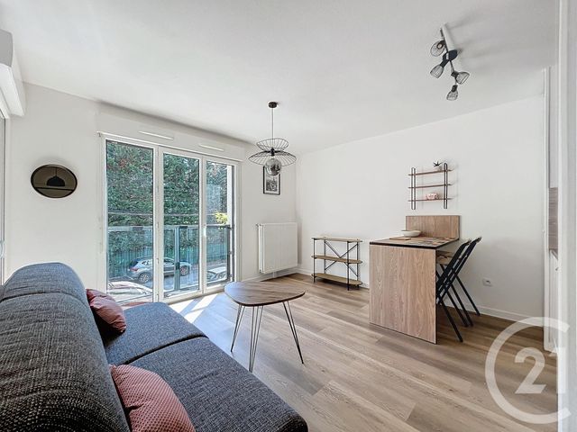 Appartement T1 à louer - 1 pièce - 25.94 m2 - DAMMARIE LES LYS - 77 - ILE-DE-FRANCE - Century 21 Cerim