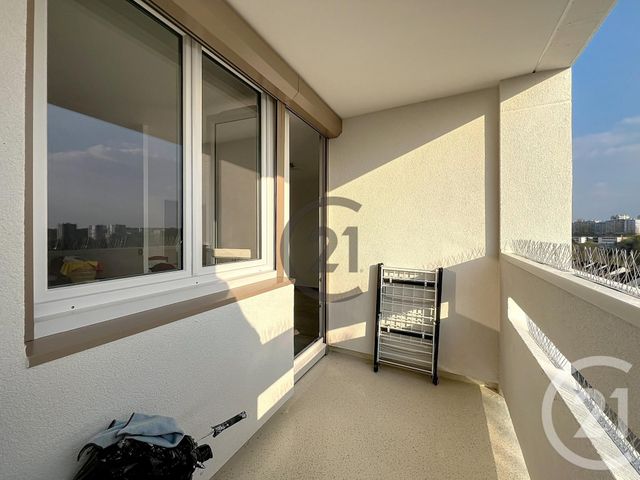 Appartement F3 à louer - 3 pièces - 64.0 m2 - MELUN - 77 - ILE-DE-FRANCE - Century 21 Cerim