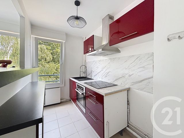 Appartement F2 à louer - 2 pièces - 43.0 m2 - LE MEE SUR SEINE - 77 - ILE-DE-FRANCE - Century 21 Cerim